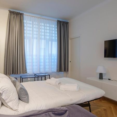 Duomo-Porta VeneziaLuxury Wifi E Netflix Apartamento Milão Exterior foto